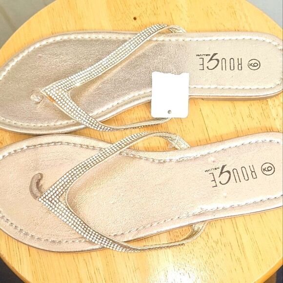 ROUGE Women's Gold Sparkly Flip Flops Size 9 BRAND NEW - Picture 2 of 6